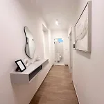 Апартаменты Casa Maria - Quiet Courtyard Near Porta Nuova Station & Center