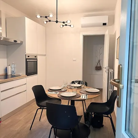Appartement Casa Maria - Quiet Courtyard Near Porta Nuova Station & Center *