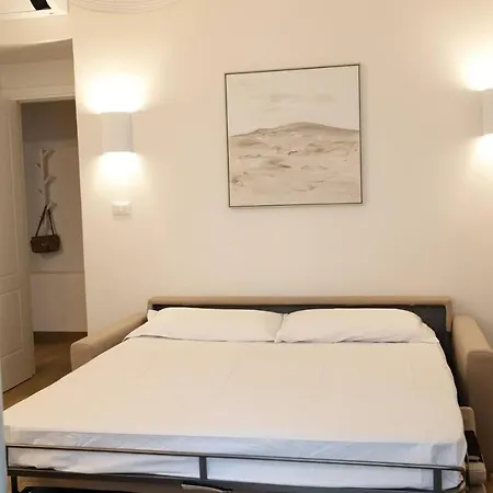 شقة Casa Maria - Quiet Courtyard Near Porta Nuova Station & Center *